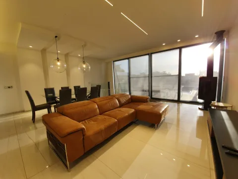 5 bed Villa For Rent in Naxxar, Naxxar - thumb 2