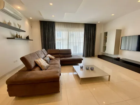 3 bed Apartment For Rent in Sliema, Sliema - thumb 2