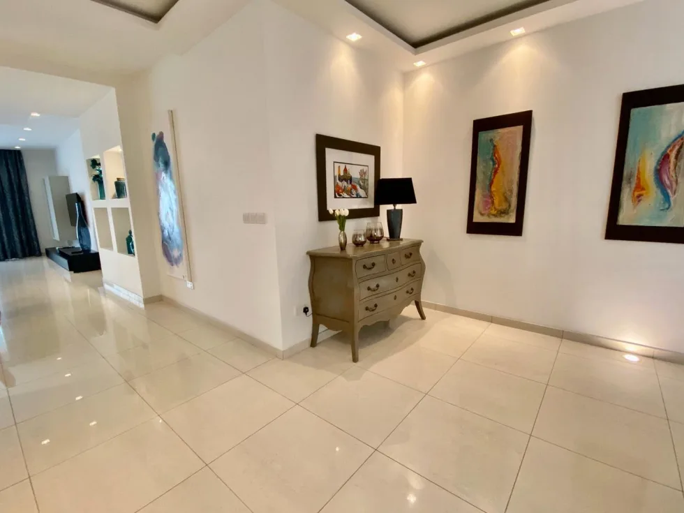 3 bed Apartment For Rent in Sliema, Sliema - thumb 8