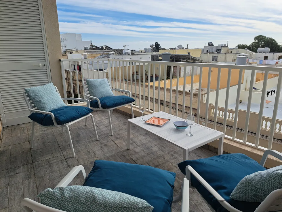 3 bed Apartment For Rent in San Gwann, San Gwann - thumb 1