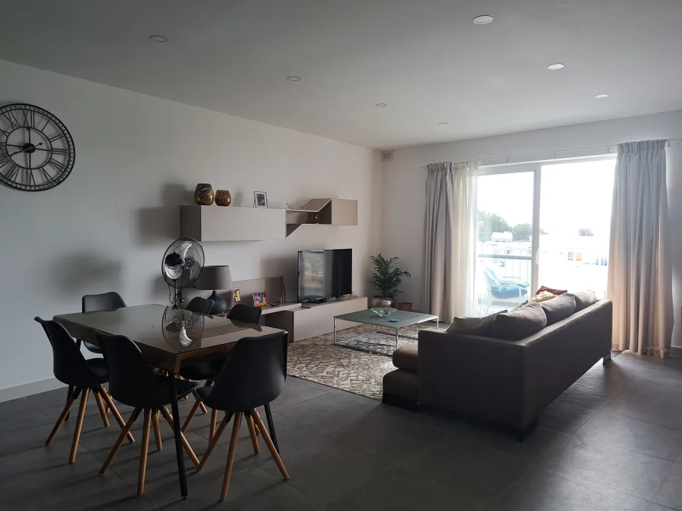 3 bed Apartment For Rent in San Gwann, San Gwann - thumb 3