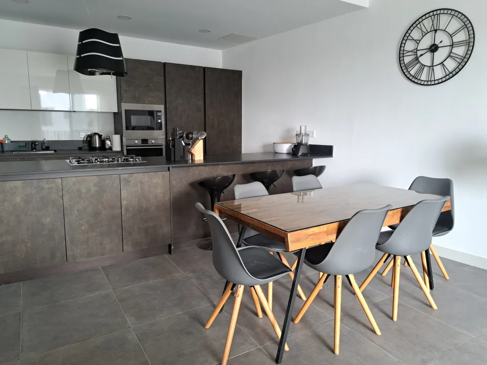3 bed Apartment For Rent in San Gwann, San Gwann - thumb 4
