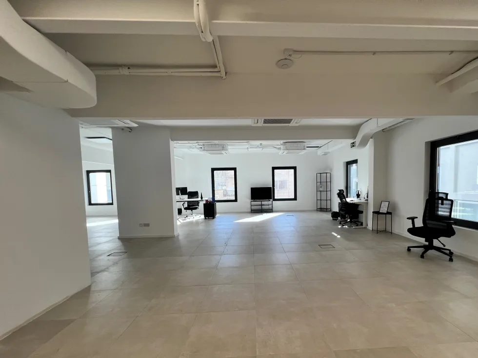 0 bed Office For Rent in Sliema, Sliema - thumb 3