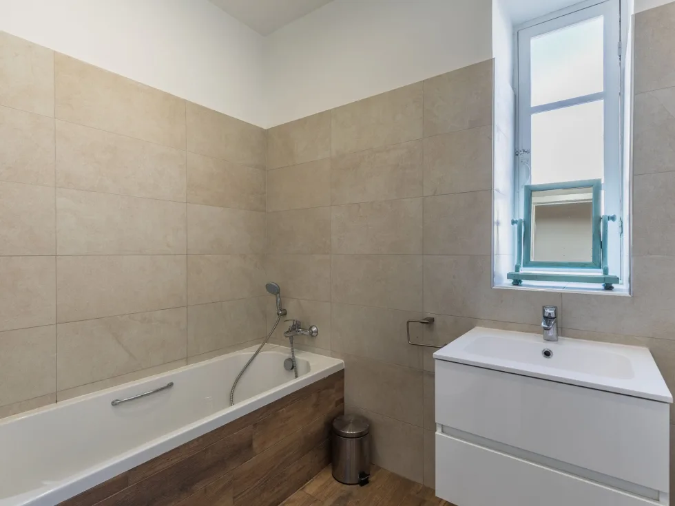 3 bed Town House For Rent in Birkirkara, Birkirkara - thumb 11