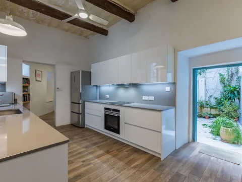 3 bed Town House For Rent in Birkirkara, Birkirkara - thumb 2