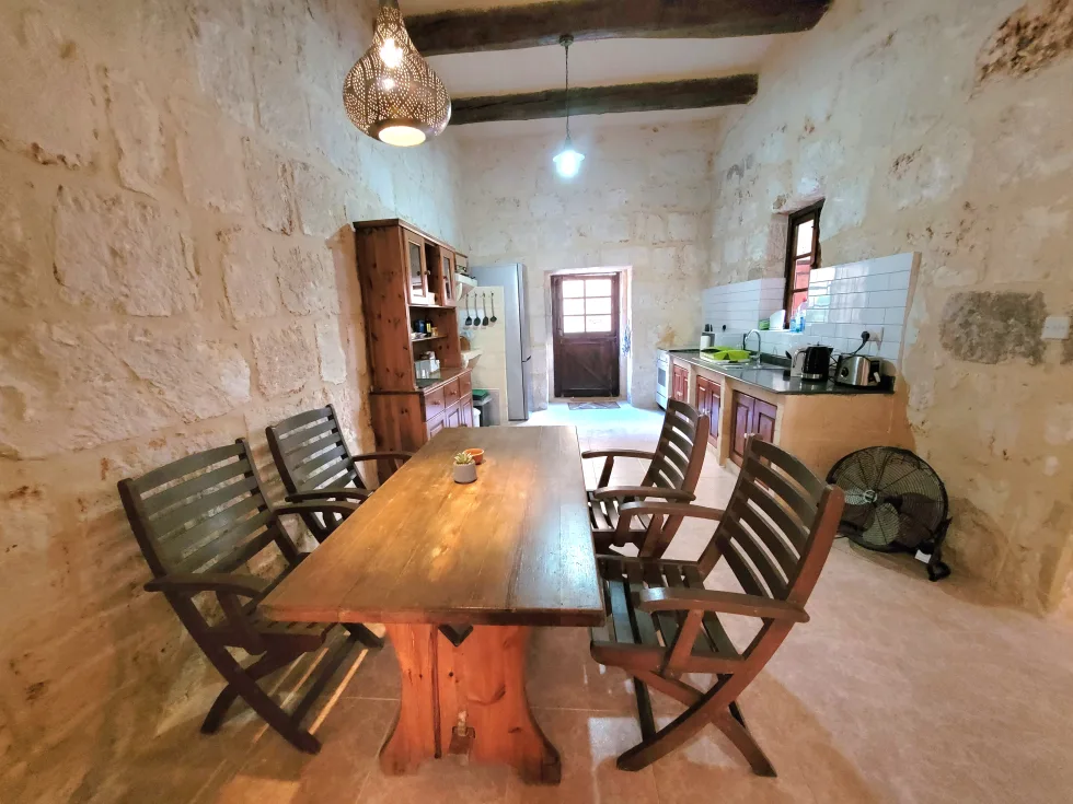 3 bed Town House For Rent in Mellieha, Mellieha - thumb 4