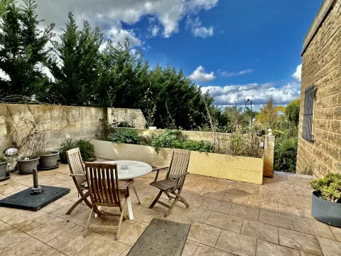 4 bed Villa For Rent in Naxxar, Naxxar - thumb 13