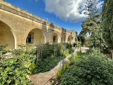 4 bed Villa For Rent in Naxxar, Naxxar - thumb 16