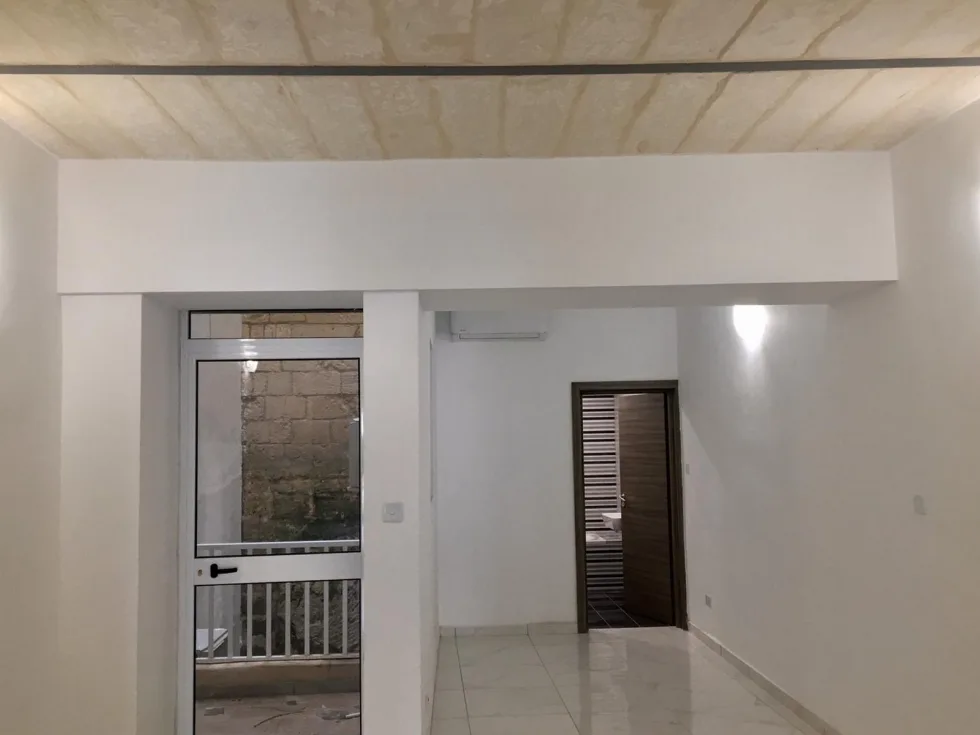 0 bed Office For Rent in Sliema, Sliema - thumb 2