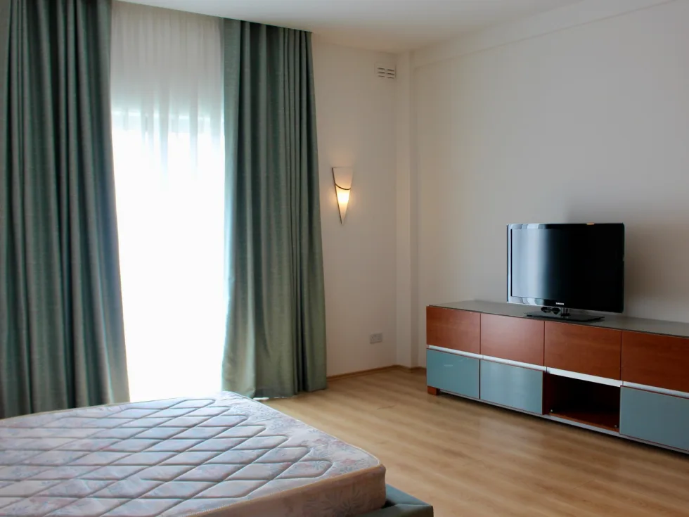 3 bed Apartment For Rent in Sliema, Sliema - thumb 7