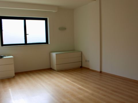 3 bed Apartment For Rent in Sliema, Sliema - thumb 9