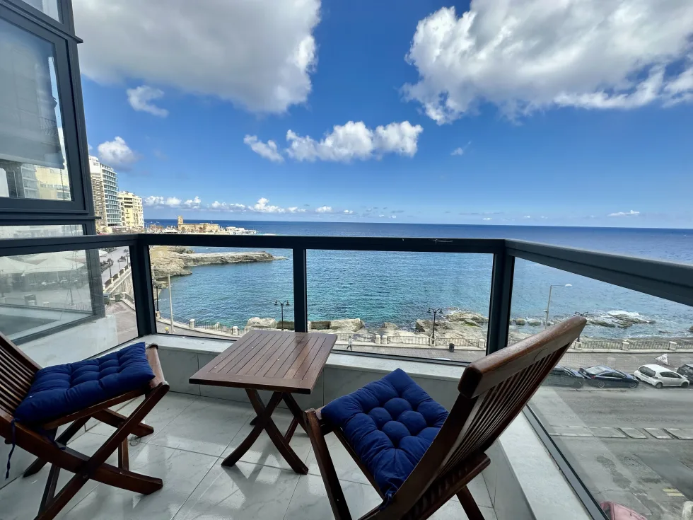 3 bed Apartment For Rent in Sliema, Sliema - thumb 2