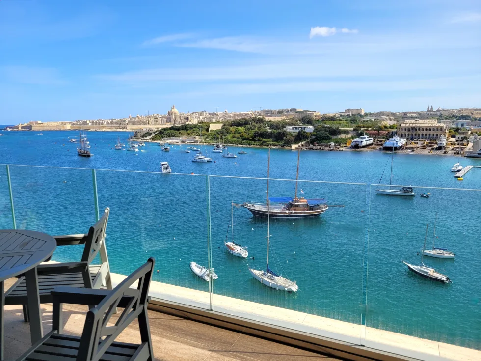 2 bed Apartment For Rent in Sliema, Sliema - thumb 1