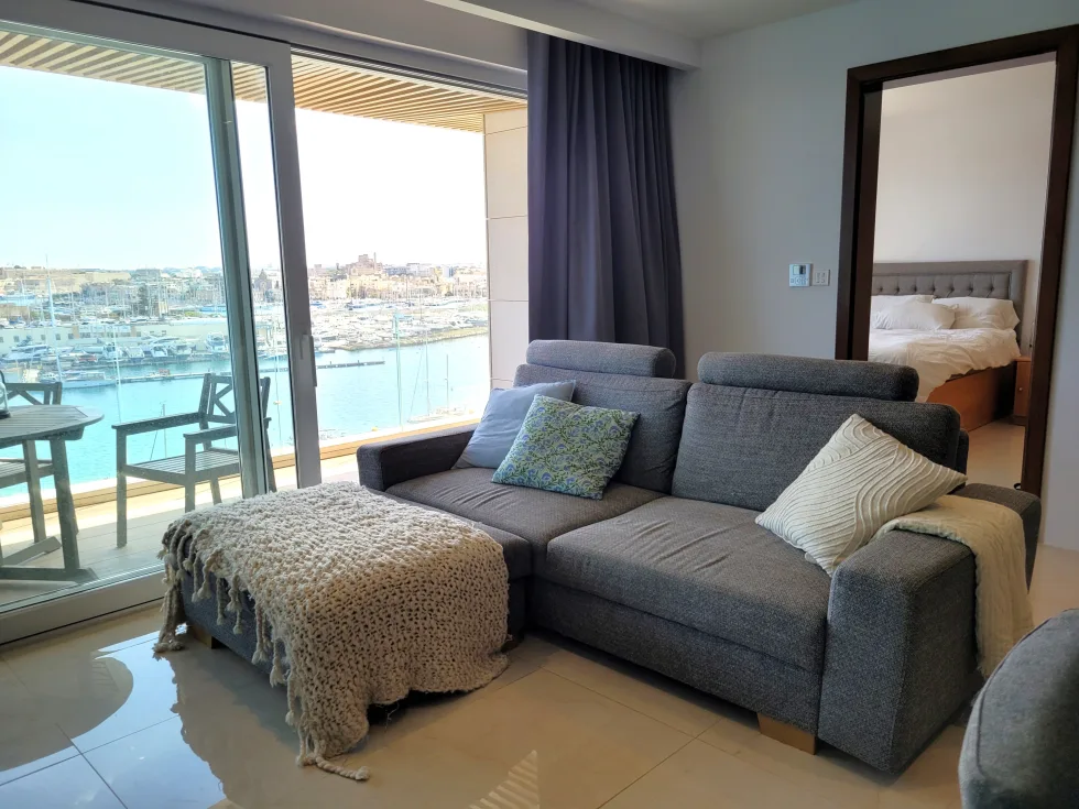 2 bed Apartment For Rent in Sliema, Sliema - thumb 4