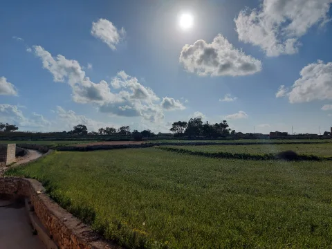 3 bed Farmhouse For Sale in Birzebbugia, Birzebbugia - thumb 1