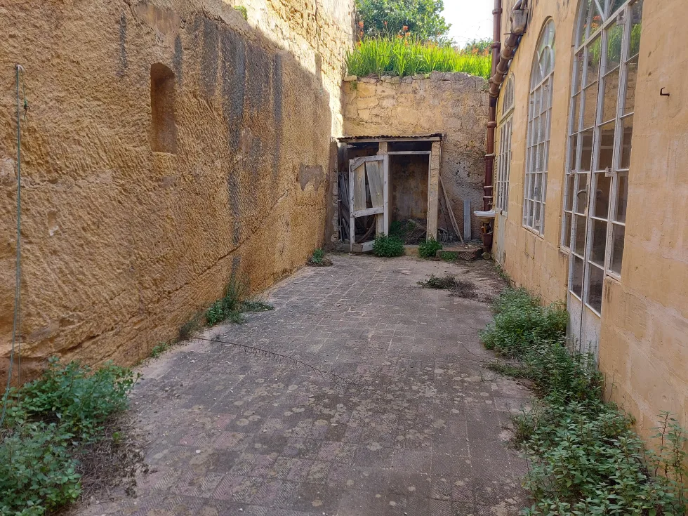 4 bed Town House For Sale in Marsascala, Marsascala - thumb 6