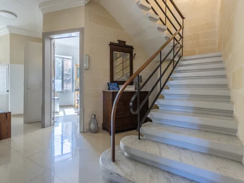 4 bed Town House For Sale in Ta' Xbiex, Ta' Xbiex - thumb 10