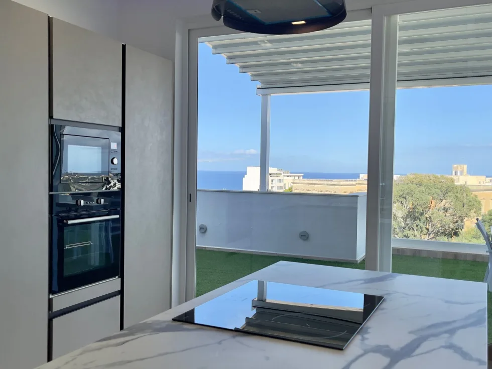3 bed Penthouse For Rent in St Julian's, St Julian's - thumb 10