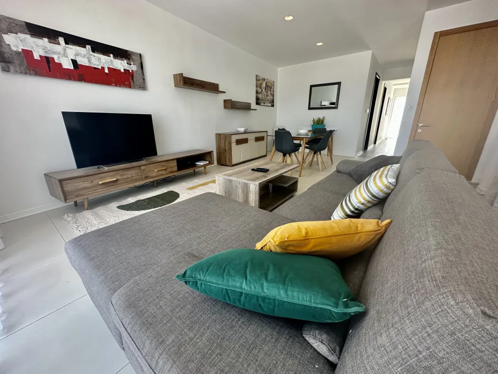 2 bed Penthouse For Rent in Sliema, Sliema - thumb 2