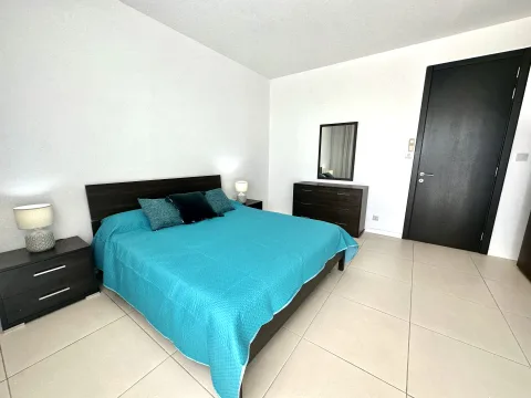 2 bed Penthouse For Rent in Sliema, Sliema - thumb 6