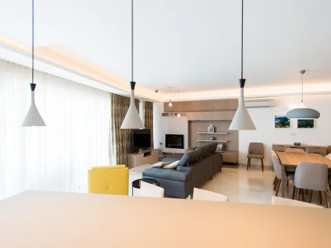 3 bed Apartment For Rent in Ta' Xbiex, Ta' Xbiex - thumb 7