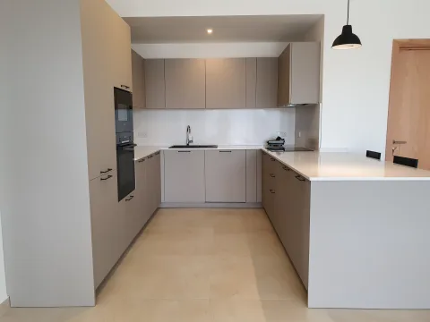 3 bed Apartment For Rent in Swieqi, Swieqi - thumb 3