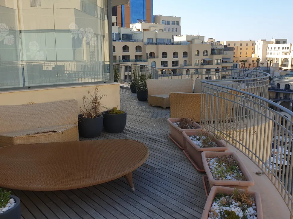 3 bed Penthouse For Rent in St Julian's, St Julian's - thumb 7