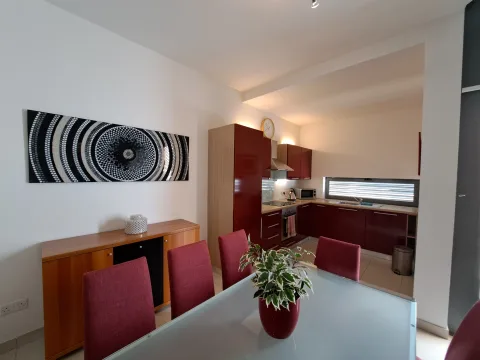 2 bed Apartment For Rent in St Julian's, St Julian's - thumb 4