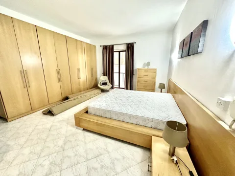 4 bed Apartment For Rent in Sliema, Sliema - thumb 12