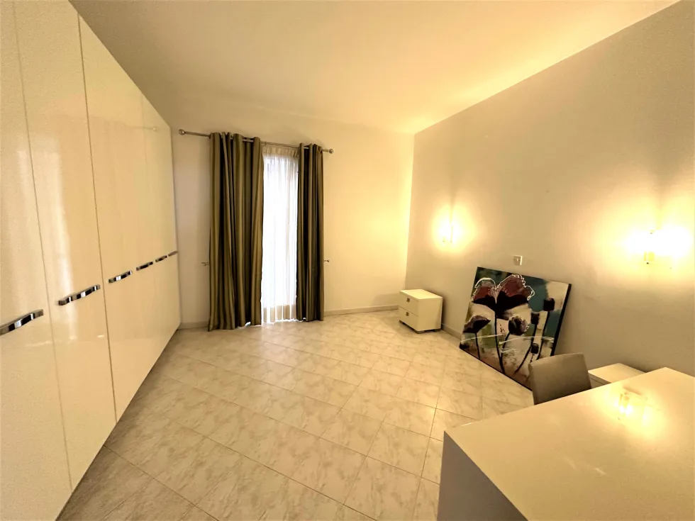 4 bed Apartment For Rent in Sliema, Sliema - thumb 15
