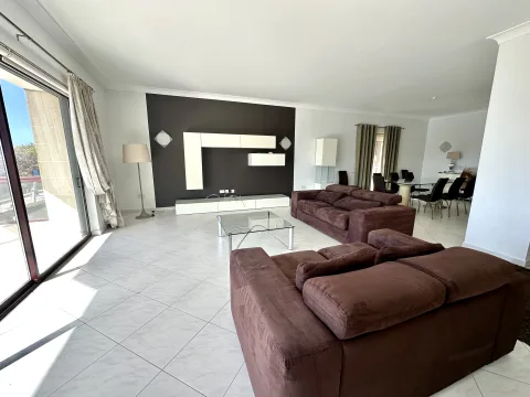 4 bed Apartment For Rent in Sliema, Sliema - thumb 3