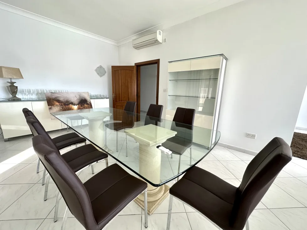 4 bed Apartment For Rent in Sliema, Sliema - thumb 5