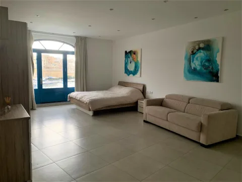 2 bed Penthouse For Rent in Kalkara, Kalkara - thumb 5