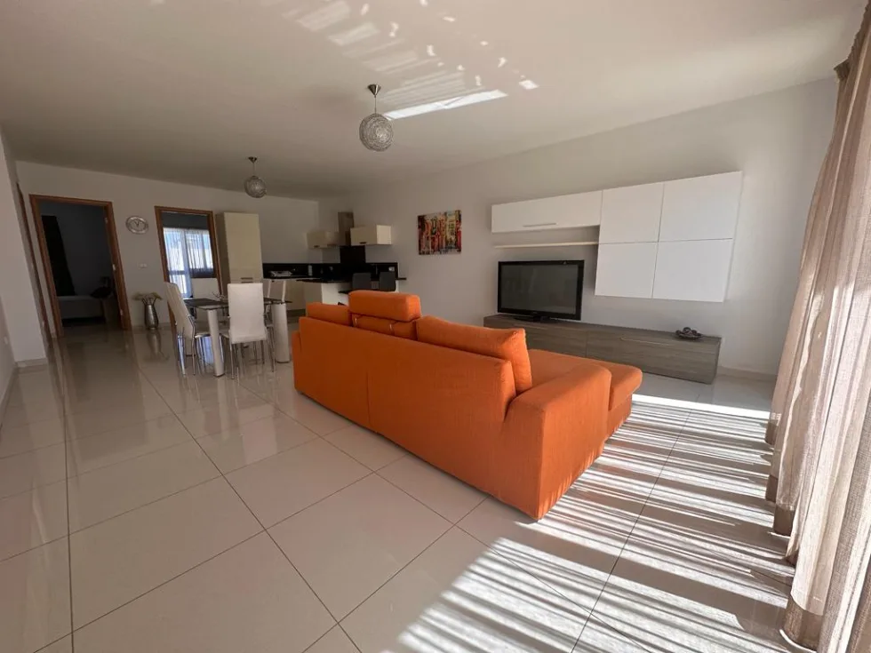 2 bed Penthouse For Rent in Swieqi, Swieqi - thumb 3