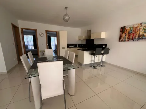 2 bed Penthouse For Rent in Swieqi, Swieqi - thumb 4