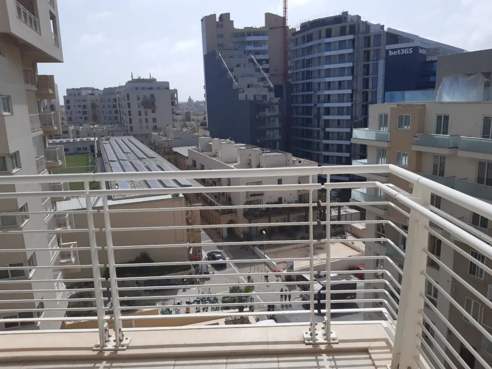 1 bed Apartment For Rent in Sliema, Sliema - thumb 6