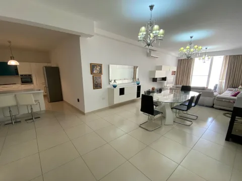 3 bed Apartment For Rent in Sliema, Sliema - thumb 2
