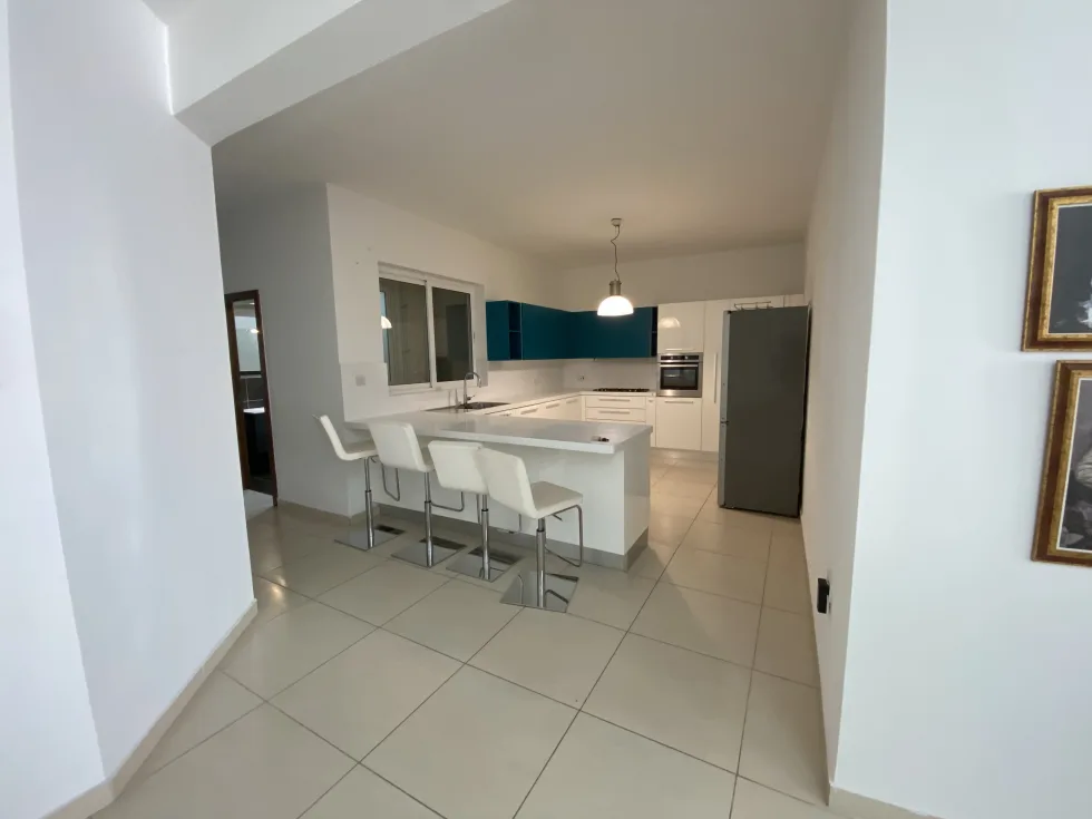 3 bed Apartment For Rent in Sliema, Sliema - thumb 3