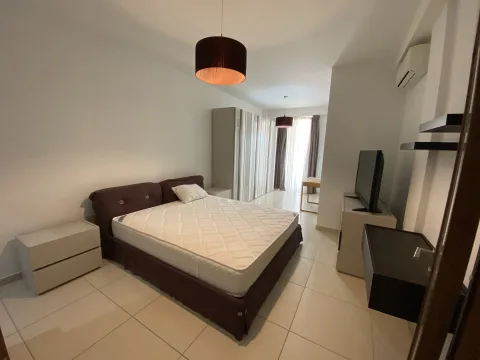 3 bed Apartment For Rent in Sliema, Sliema - thumb 5