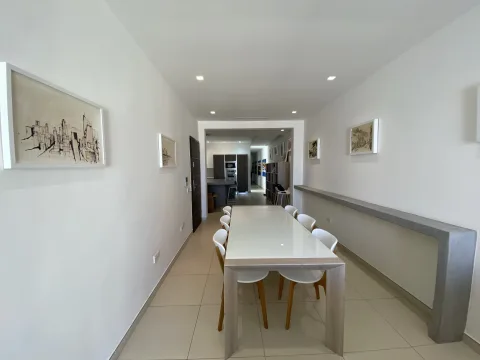 3 bed Apartment For Rent in Sliema, Sliema - thumb 7