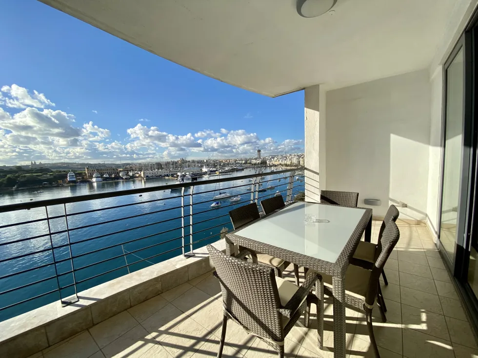 3 bed Apartment For Sale in Sliema, Sliema - thumb 1