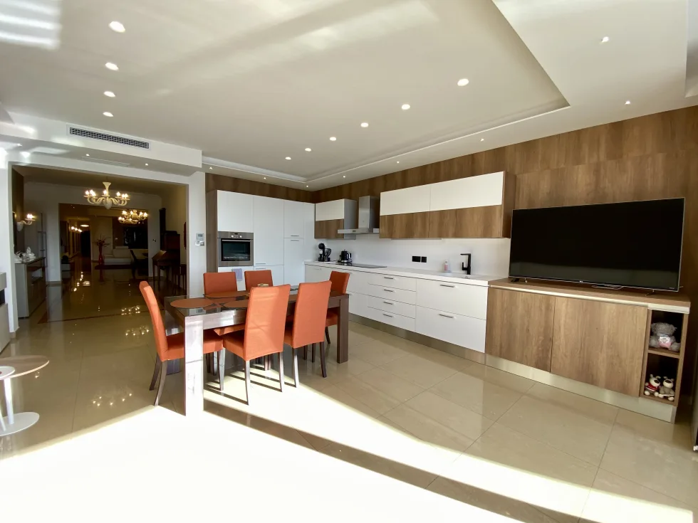 3 bed Apartment For Sale in Sliema, Sliema - thumb 3