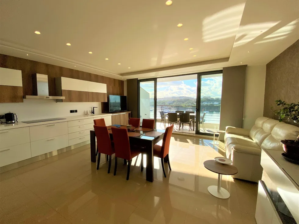 3 bed Apartment For Sale in Sliema, Sliema - thumb 5