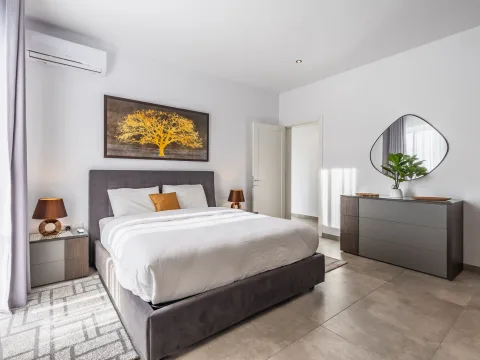 2 bed Penthouse For Rent in Sliema, Sliema - thumb 11