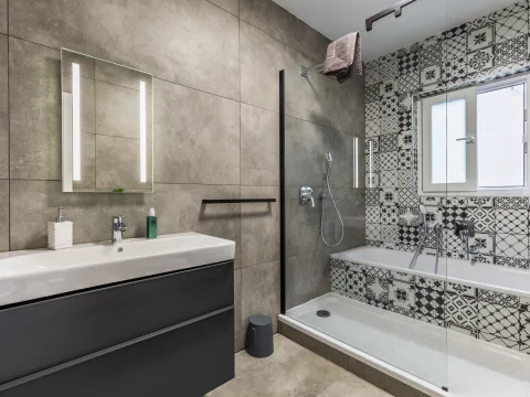 2 bed Penthouse For Rent in Sliema, Sliema - thumb 14