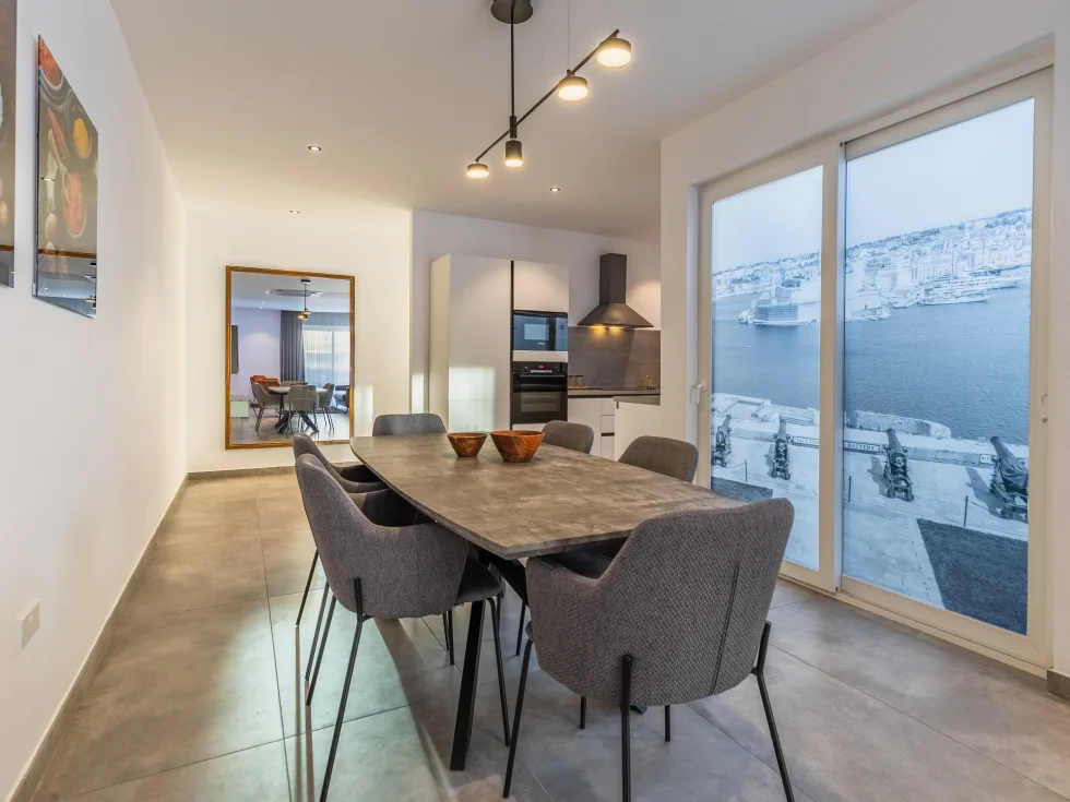 2 bed Penthouse For Rent in Sliema, Sliema - thumb 5