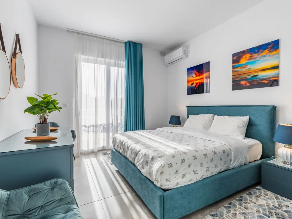 2 bed Penthouse For Rent in Sliema, Sliema - thumb 8