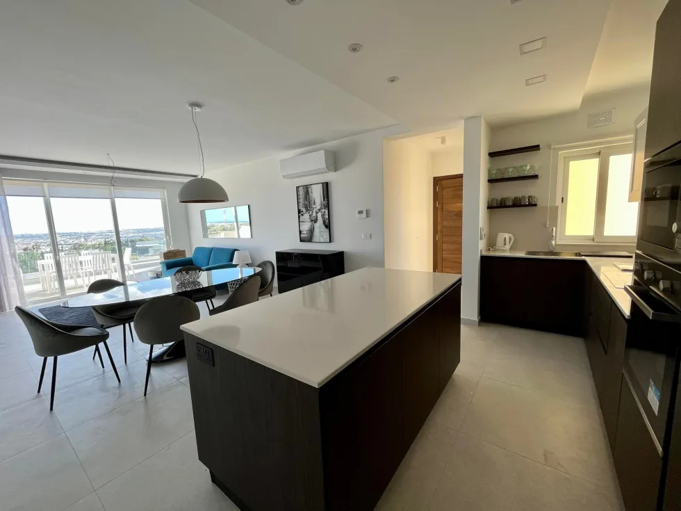 2 bed Penthouse For Rent in Naxxar, Naxxar - thumb 3