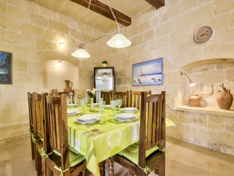 4 bed Farmhouse For Rent in Gharb, Gozo, Gharb, Gozo - thumb 8