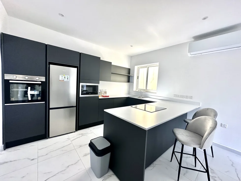 3 bed Apartment For Rent in Sliema, Sliema - thumb 3